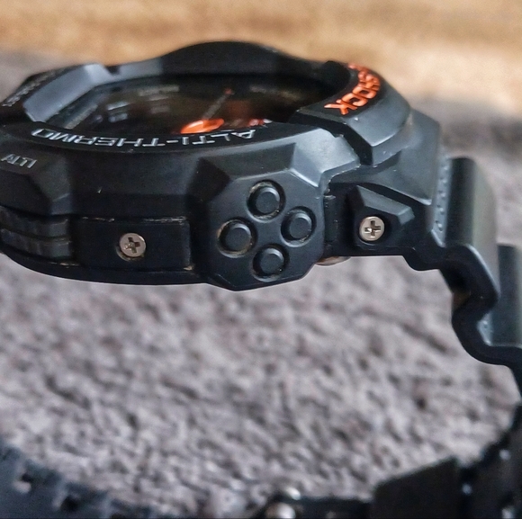 💥SOLD💥CASIO G-SHOCK GDF100-1B (JAPAN) - Picture 2 of 8